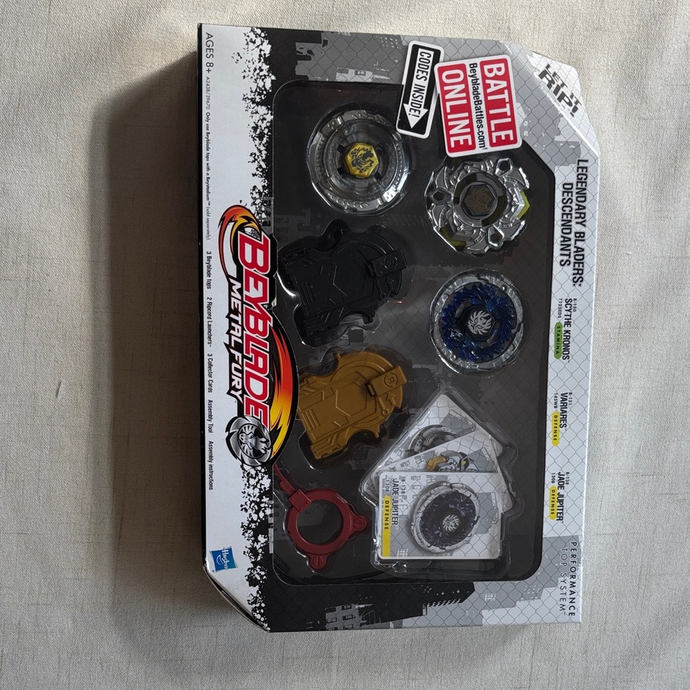 Beyblade Metal Fury Battle Set - Multicolor
